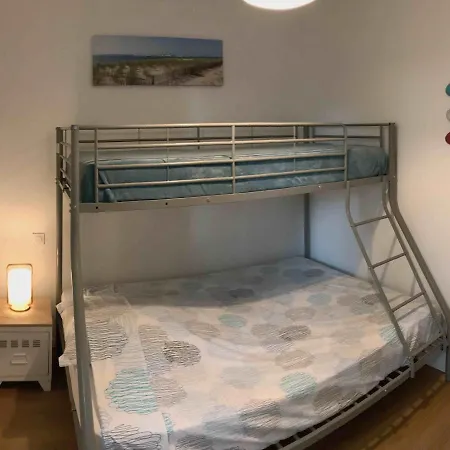 Holiday home Maison Charmante A Pour 5 Pers, Proche Ocean Et Commerces - Fr-1-50-115