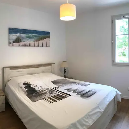 Maison Charmante A Pour 5 Pers, Proche Ocean Et Commerces - Fr-1-50-115